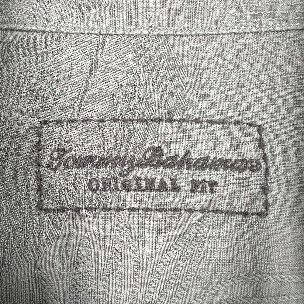 Tommy Bahama Shirt Mens XL Extra Large Gray Short Sleeve Button Up Original Fit